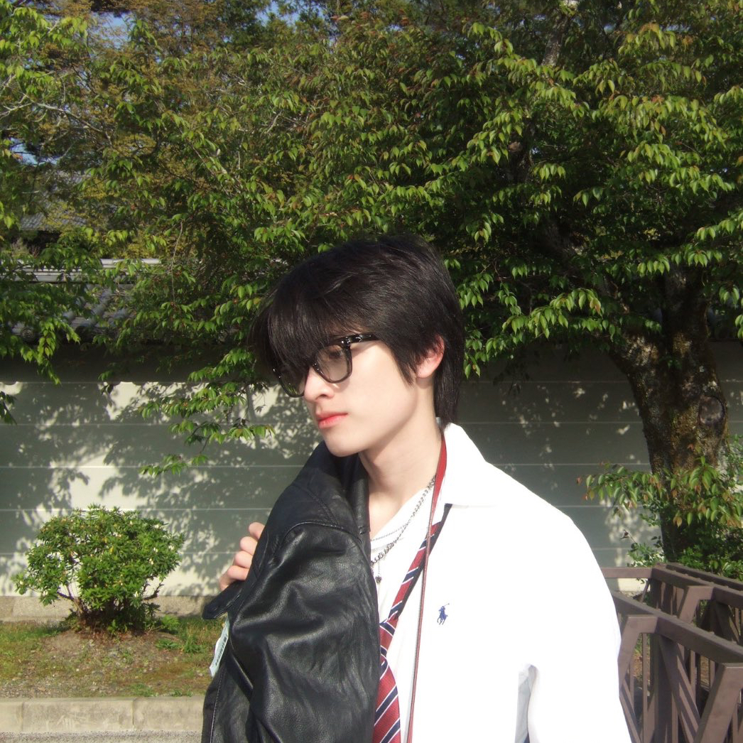 A moment captured by Aa (BUS)'s fan