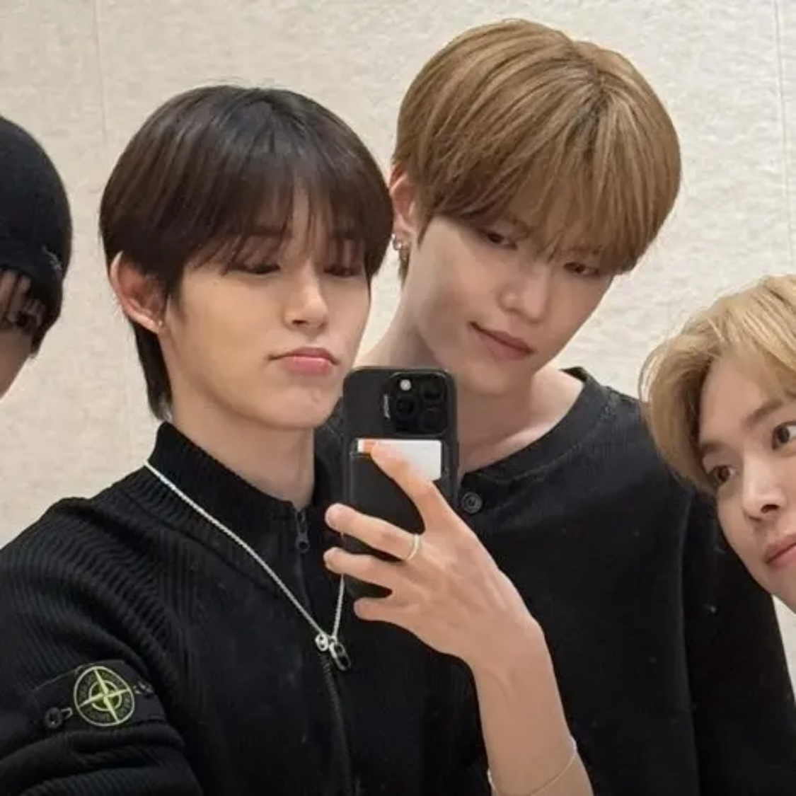 Latest photo of Gyehyeon (VERIVERY)