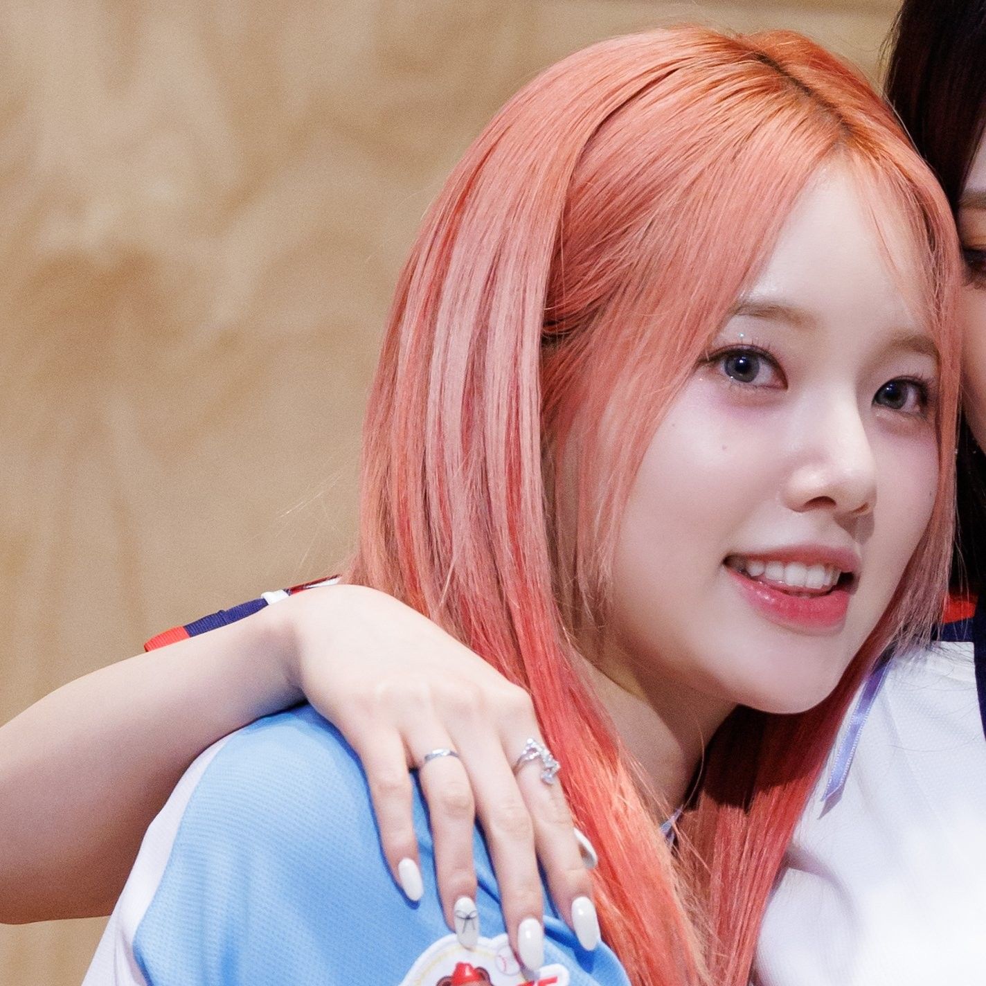 Behind-the-scenes cut of Lee Soojin (Weeekly)