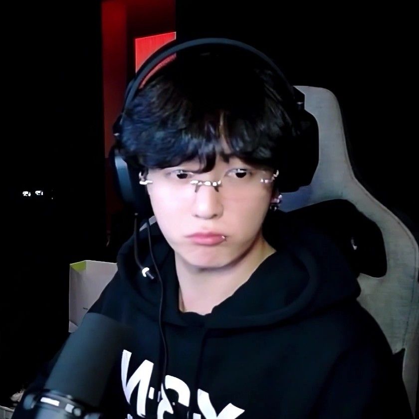 Foto terbaru Jungkook (BTS)