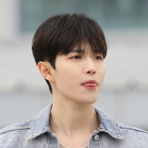 Behind-the-scenes cut of Kim Jaehwan