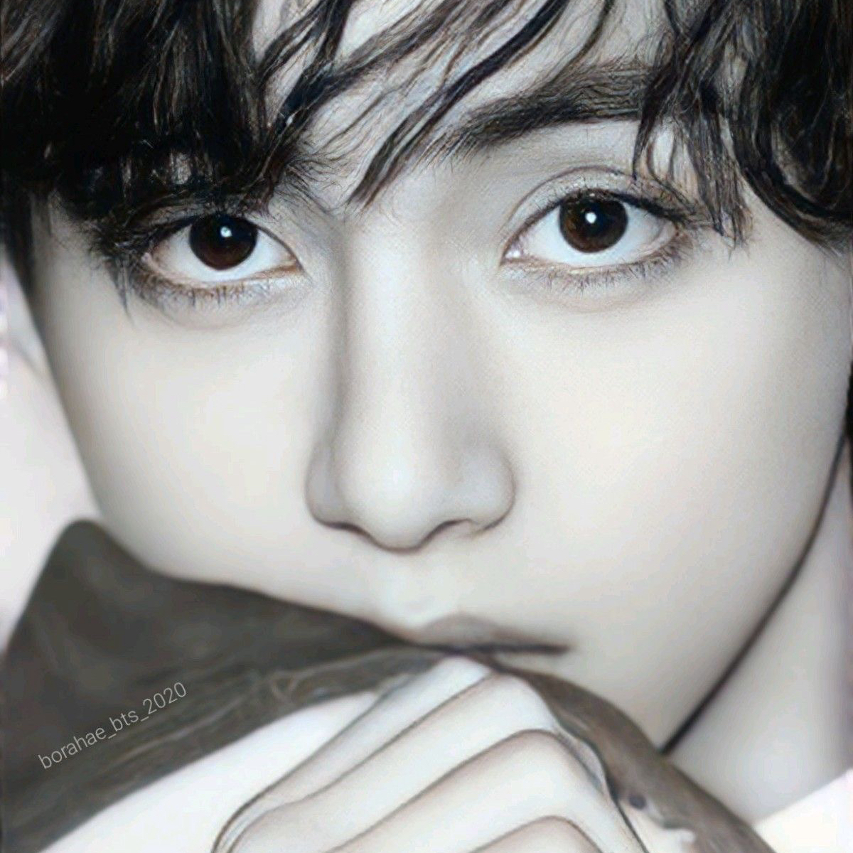 뷔 (방탄소년단)의 최신 사진