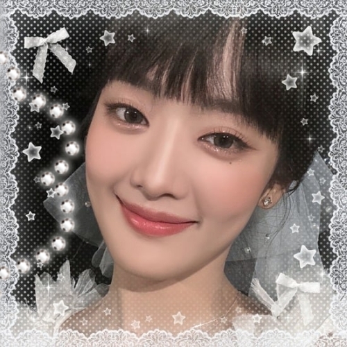 Recent activity shot of Minnie (i-dle)