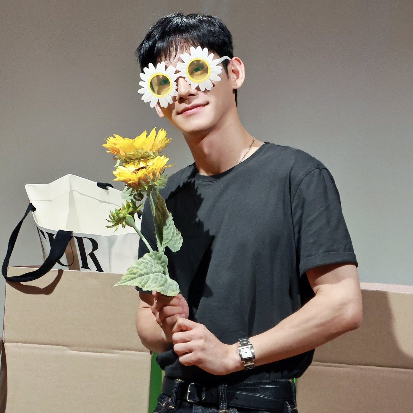 Latest photo of Chen (EXO)