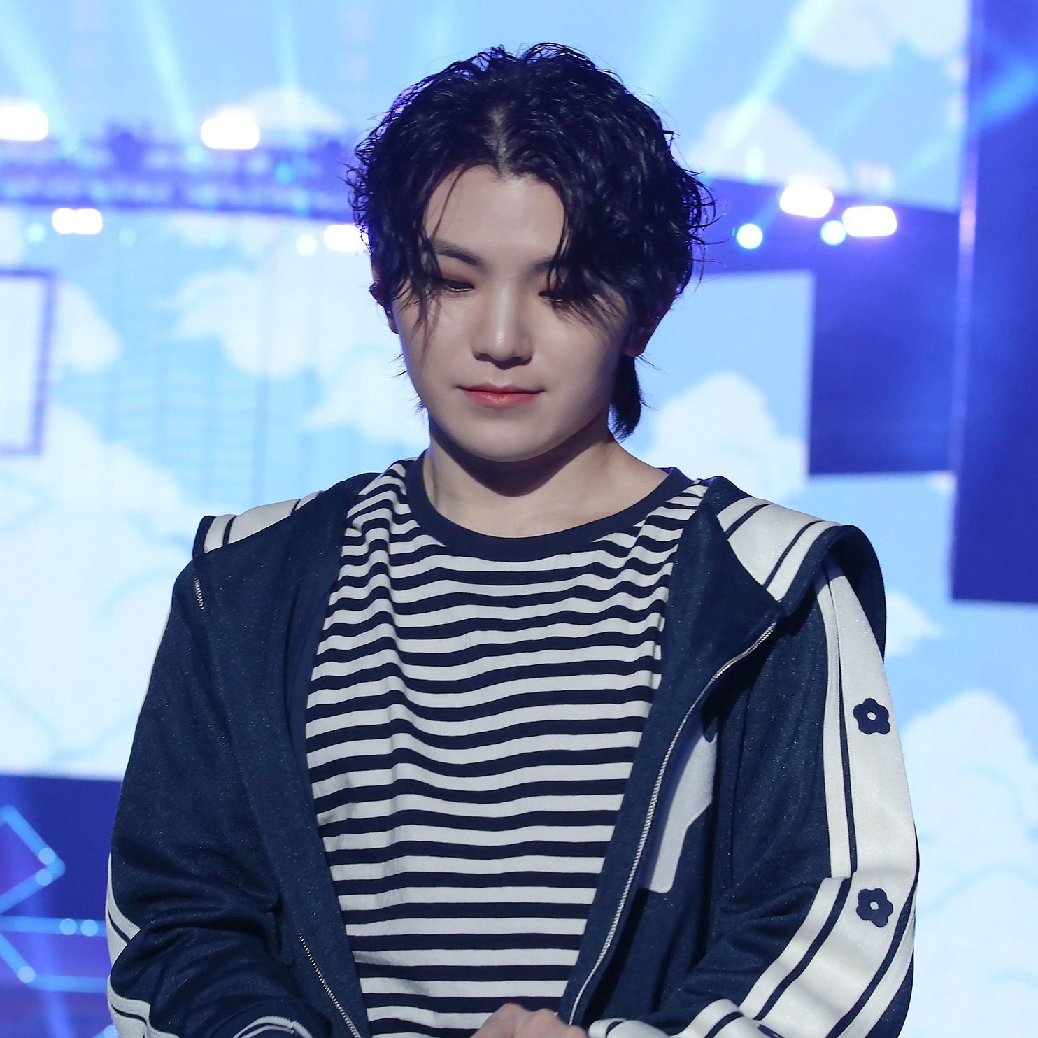 A moment captured by Woozi (SEVENTEEN)'s fan