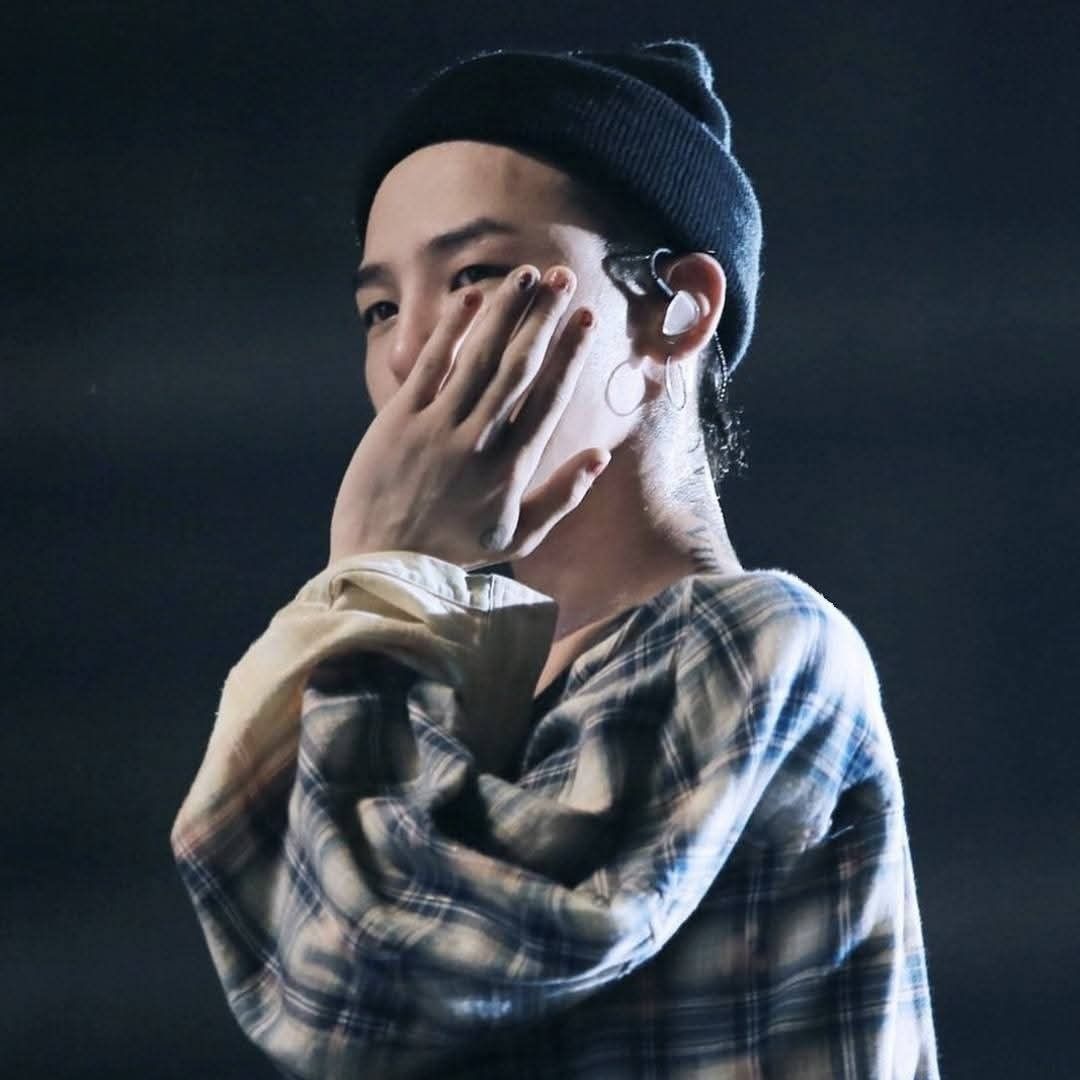 G-DRAGON (빅뱅)의 비하인드 컷