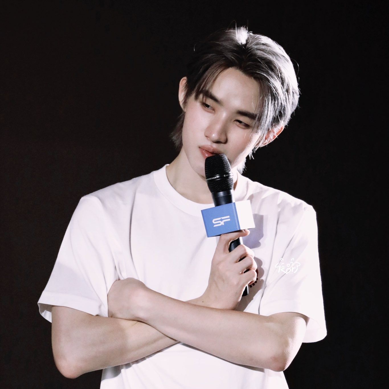 Latest photo of Hong (LYKN)