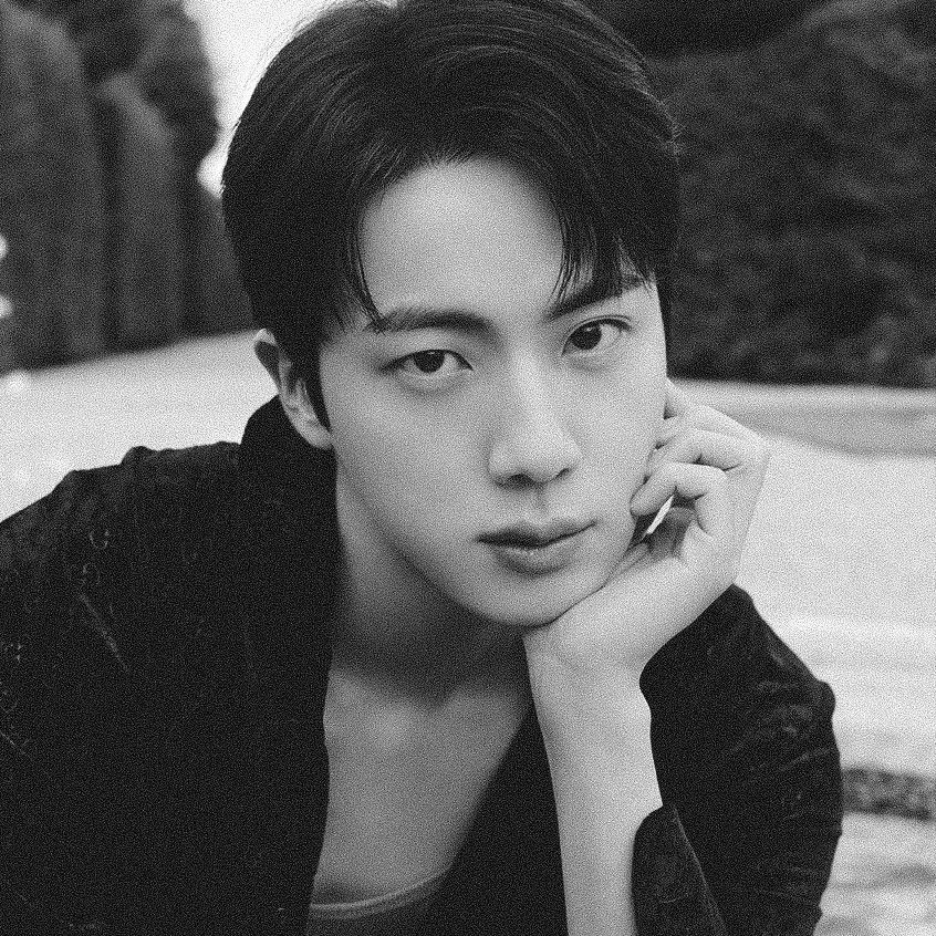 Potret di balik layar Jin (BTS)