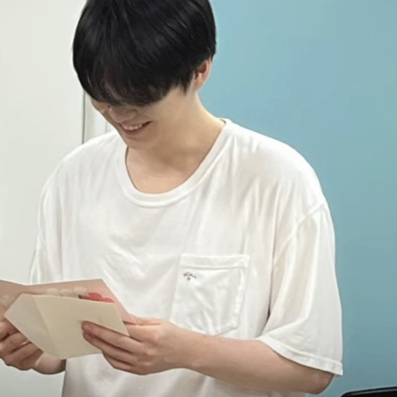 A moment captured by SUGA (BTS)'s fan