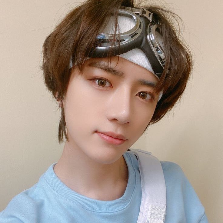 Recent activity shot of Beomgyu (TOMORROW X TOGETHER)