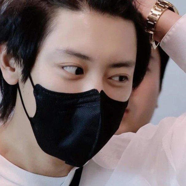Behind-the-scenes cut of Chanyeol (EXO)