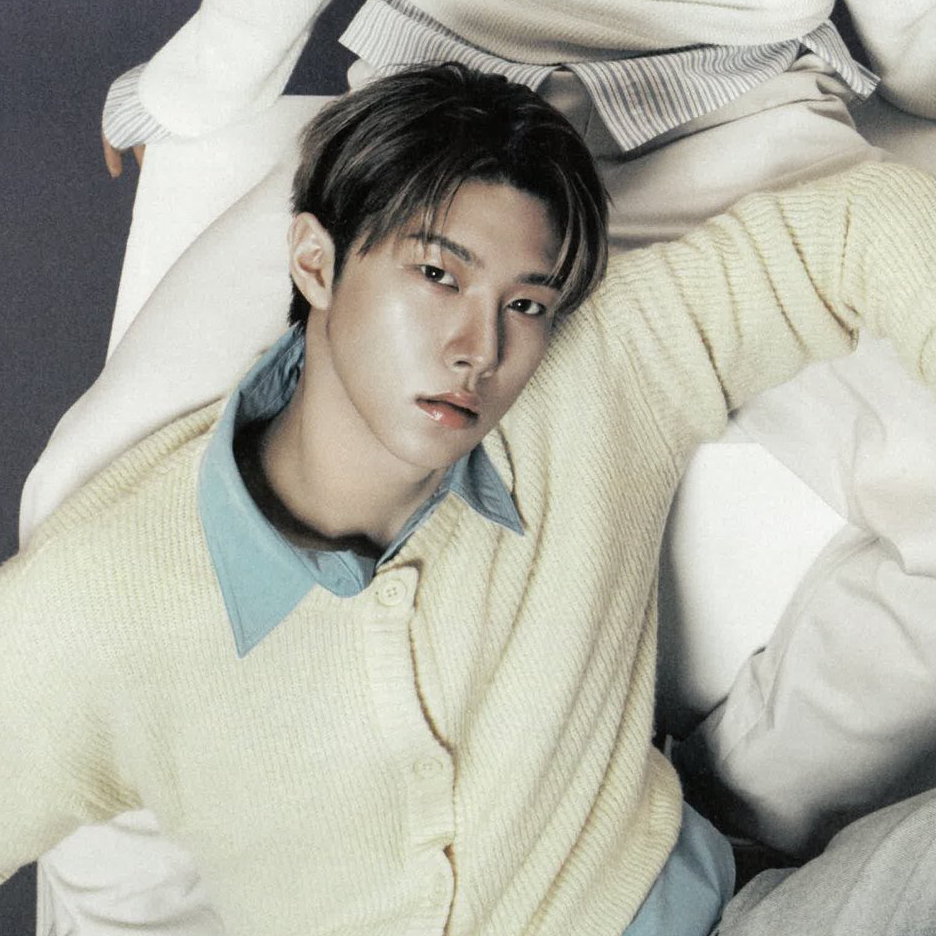Latest photo of Hyunwoo (Xikers)