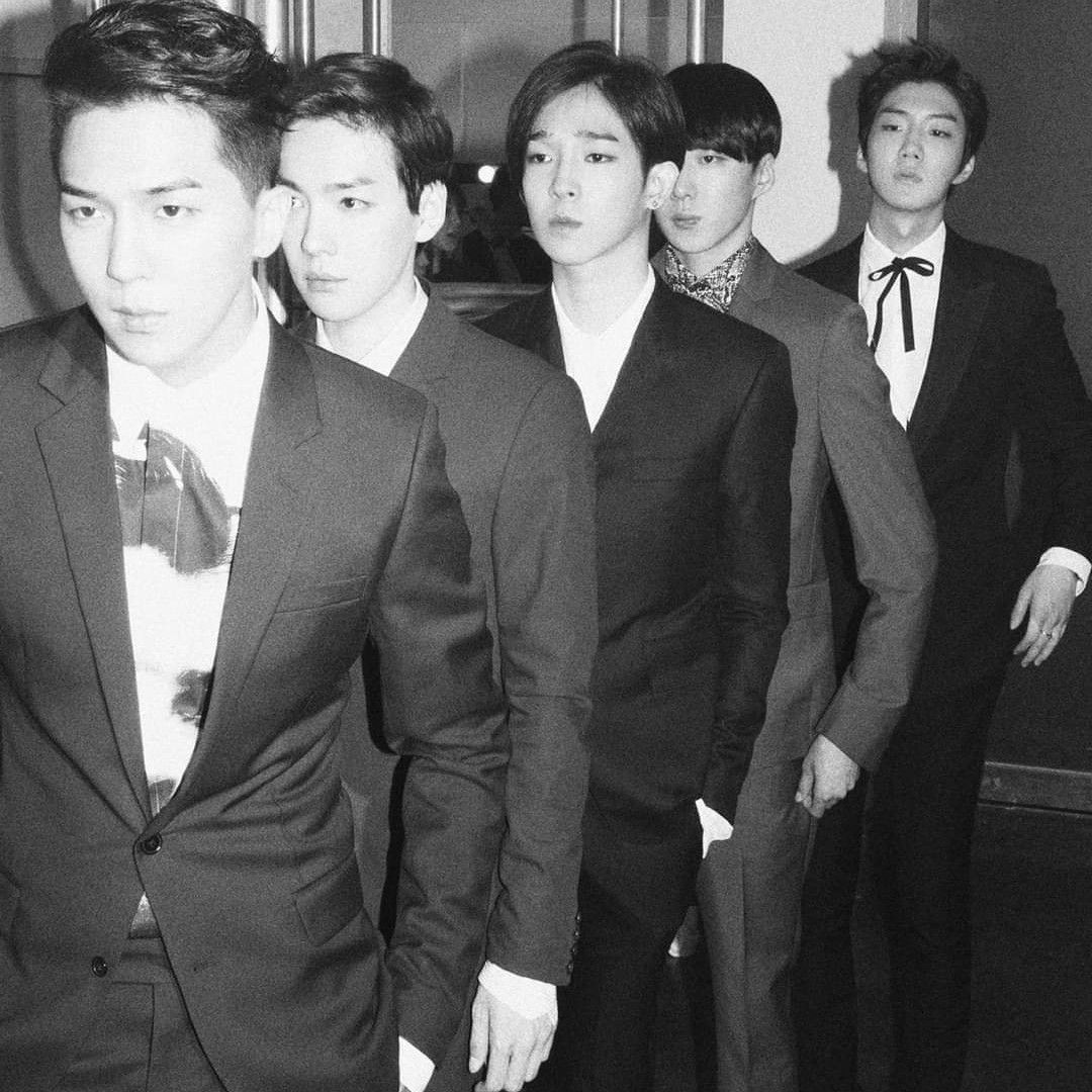 Recent activity shot of WINNER