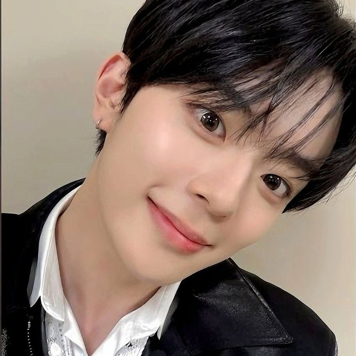 Behind-the-scenes cut of Kangmin (VERIVERY)
