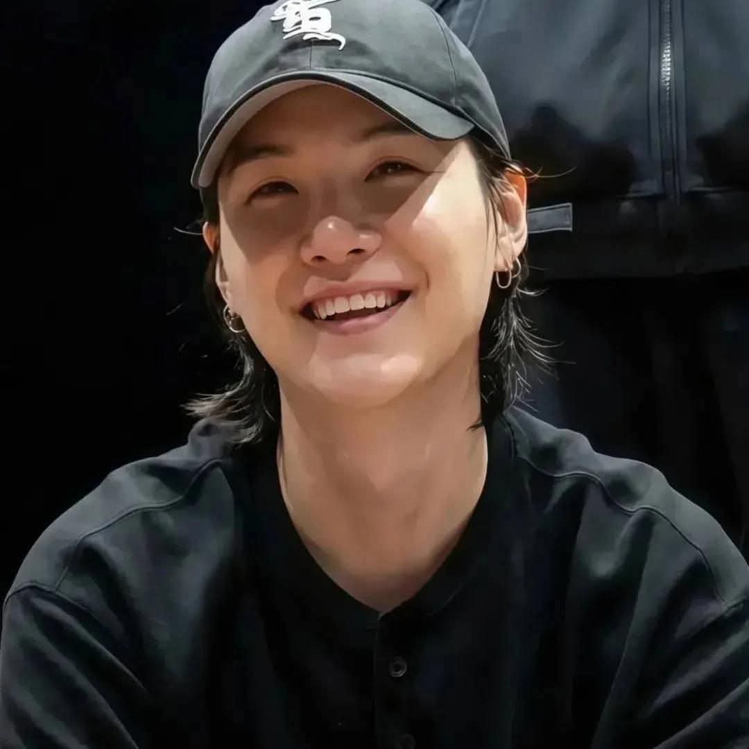 防弹少年团的最新活动照片