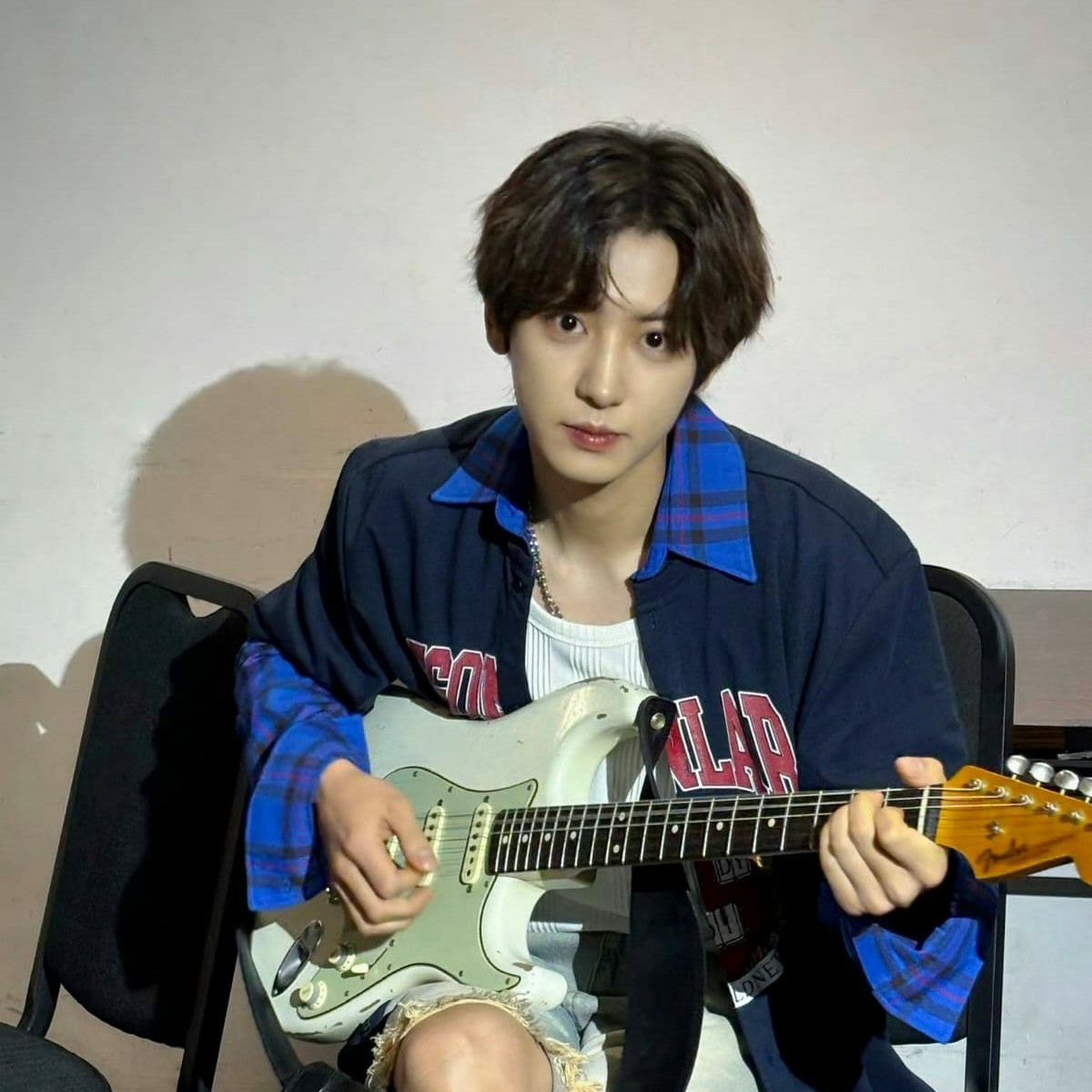 Recent activity shot of Chanyeol (EXO)