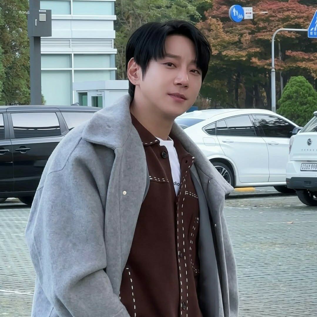 Behind-the-scenes cut of Hwang Chiyeol