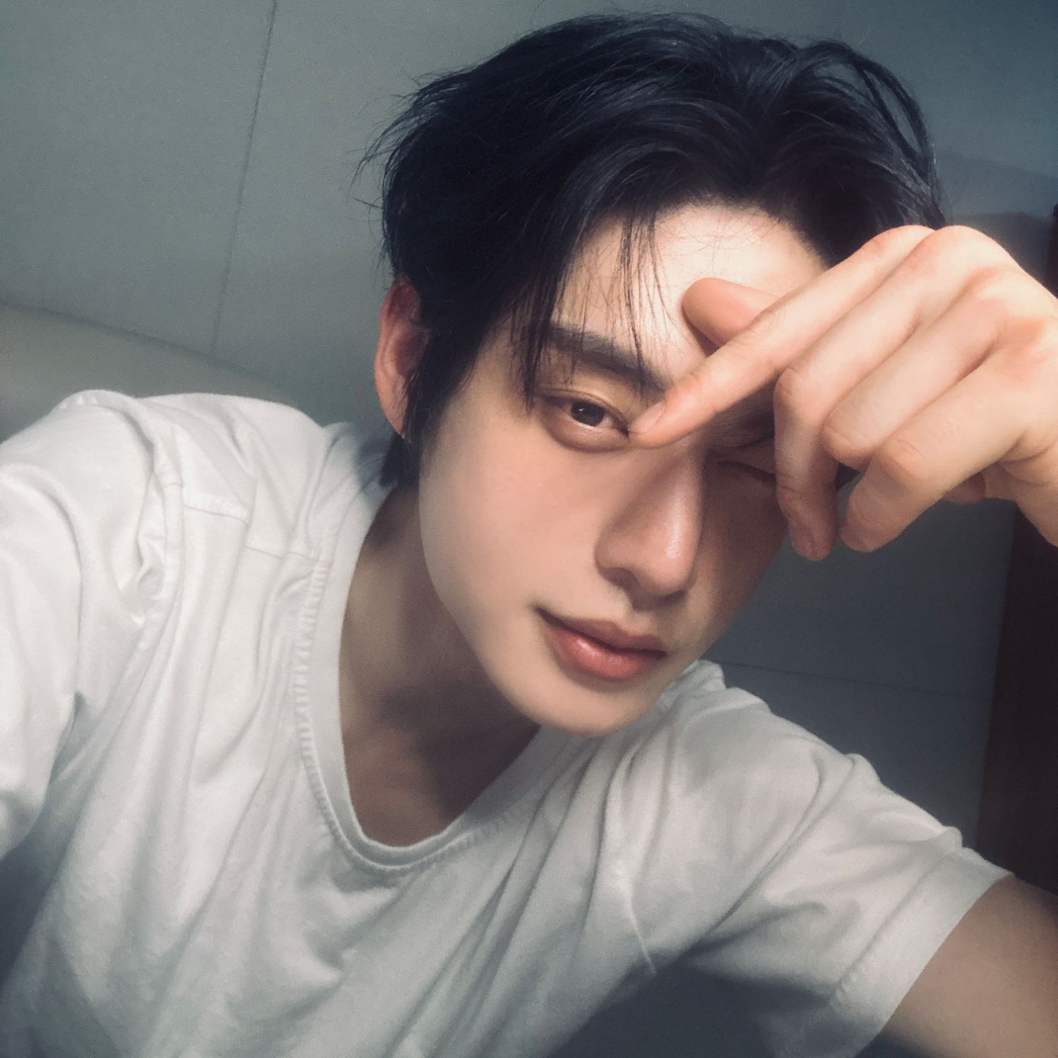 Latest photo of Kim Jiwoong (ZEROBASEONE)