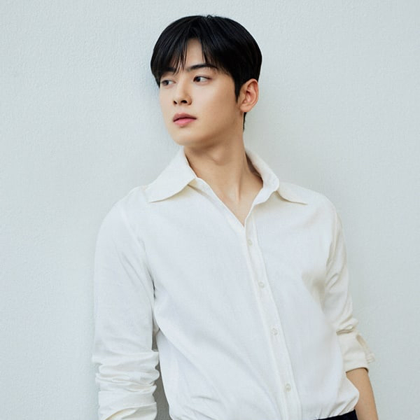 Recent activity shot of Eunwoo (ASTRO)