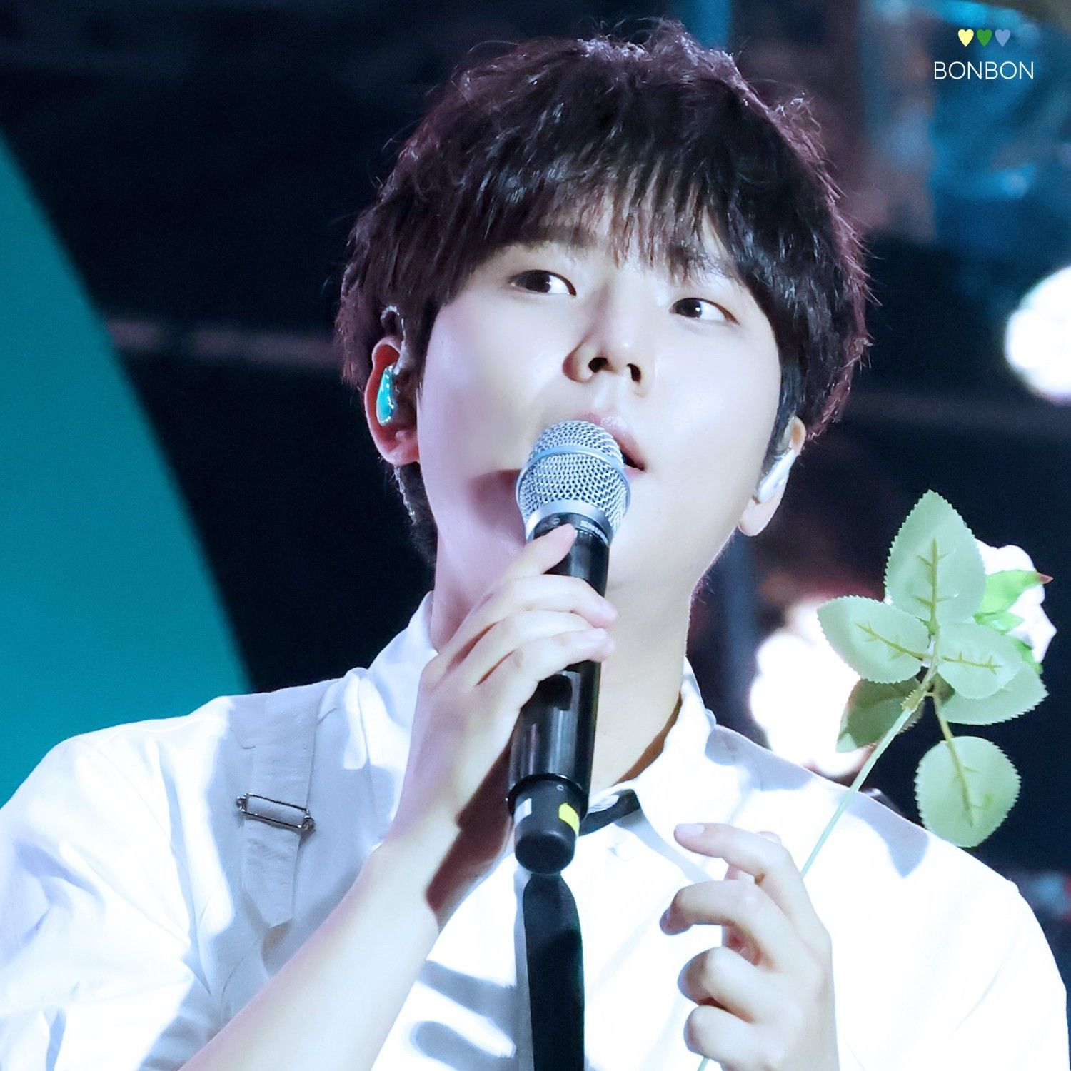 Foto aktivitas terbaru Jung Seunghwan