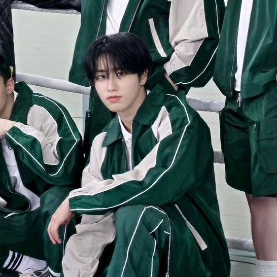 Latest photo of HAN (Stray Kids)
