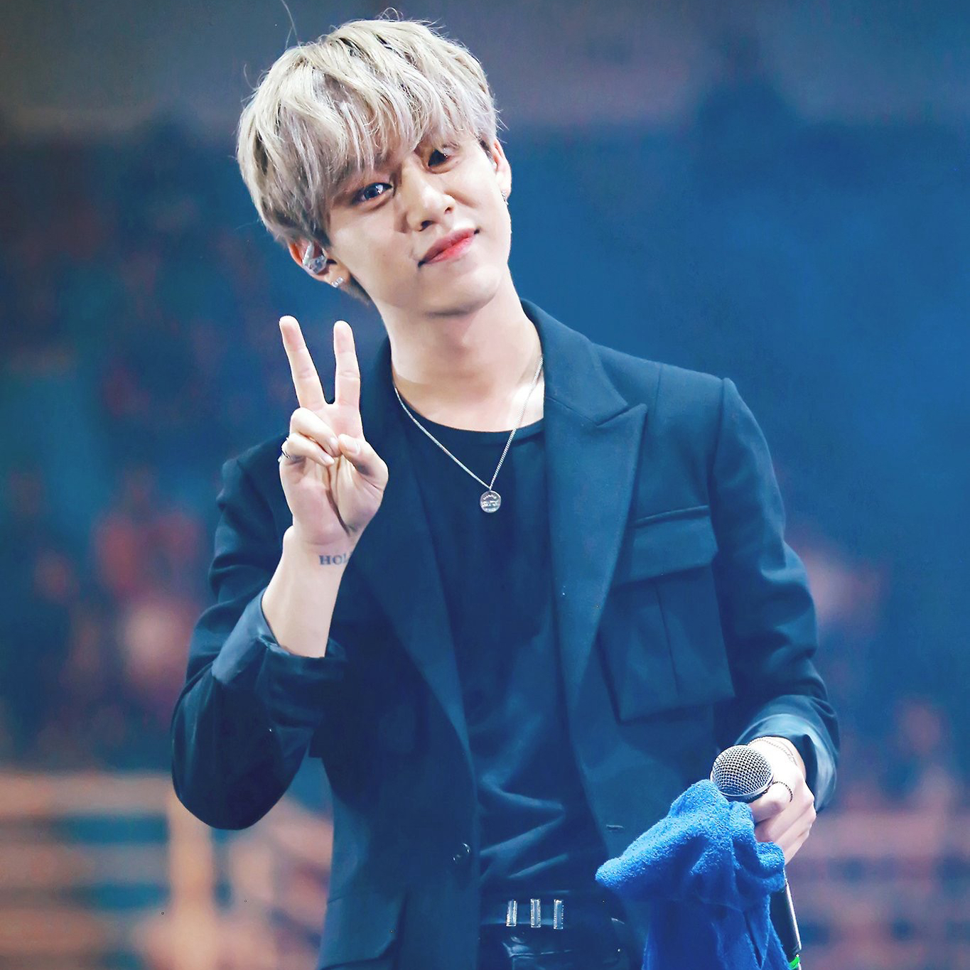 A moment captured by Daehyun (B.A.P)'s fan