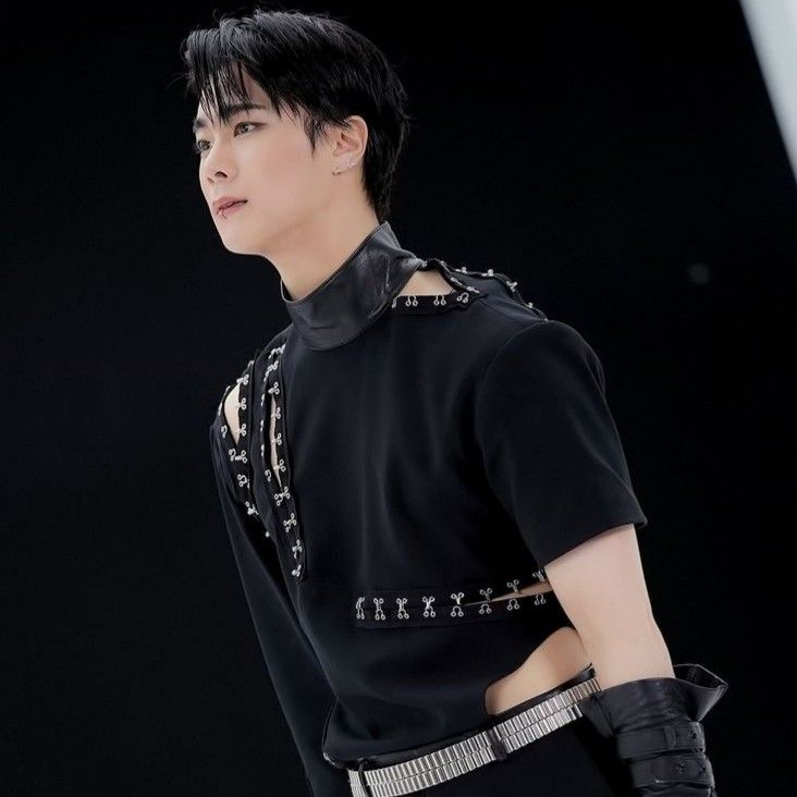 Latest photo of Moonbin (ASTRO)