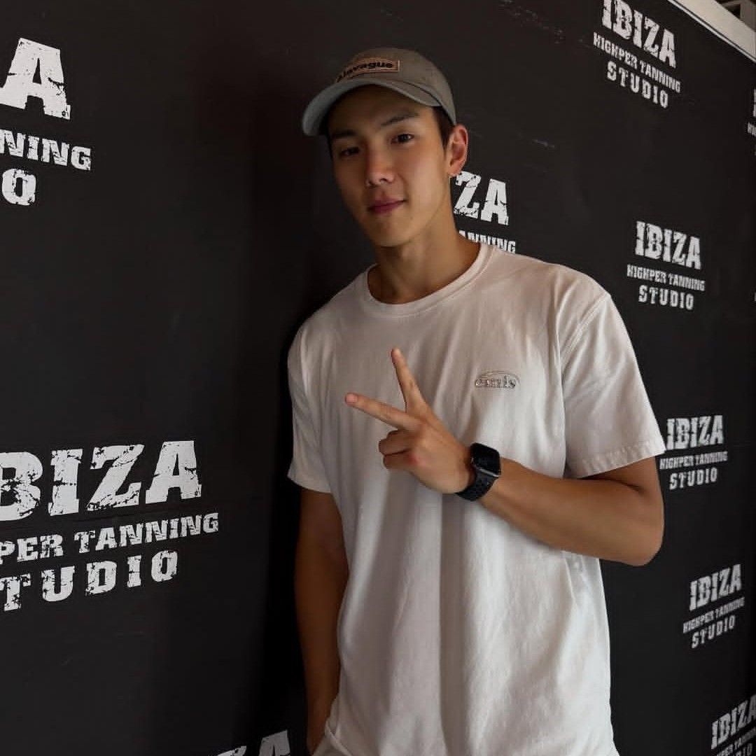 A moment captured by Shownu (MONSTA X)'s fan