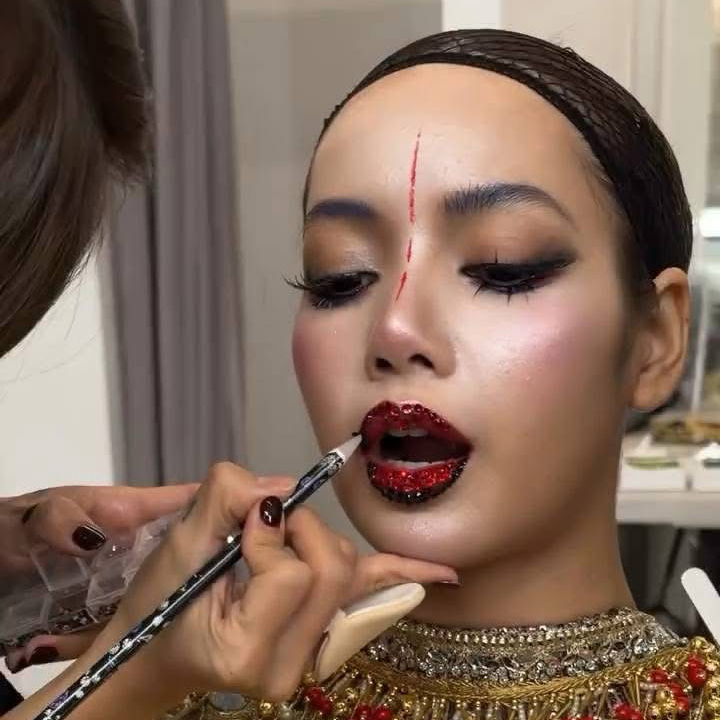 Recent activity shot of Lisa (BLACKPINK)