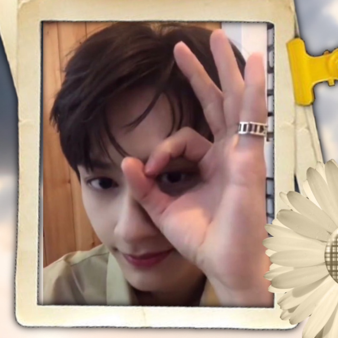 A moment captured by Jun (SEVENTEEN)'s fan
