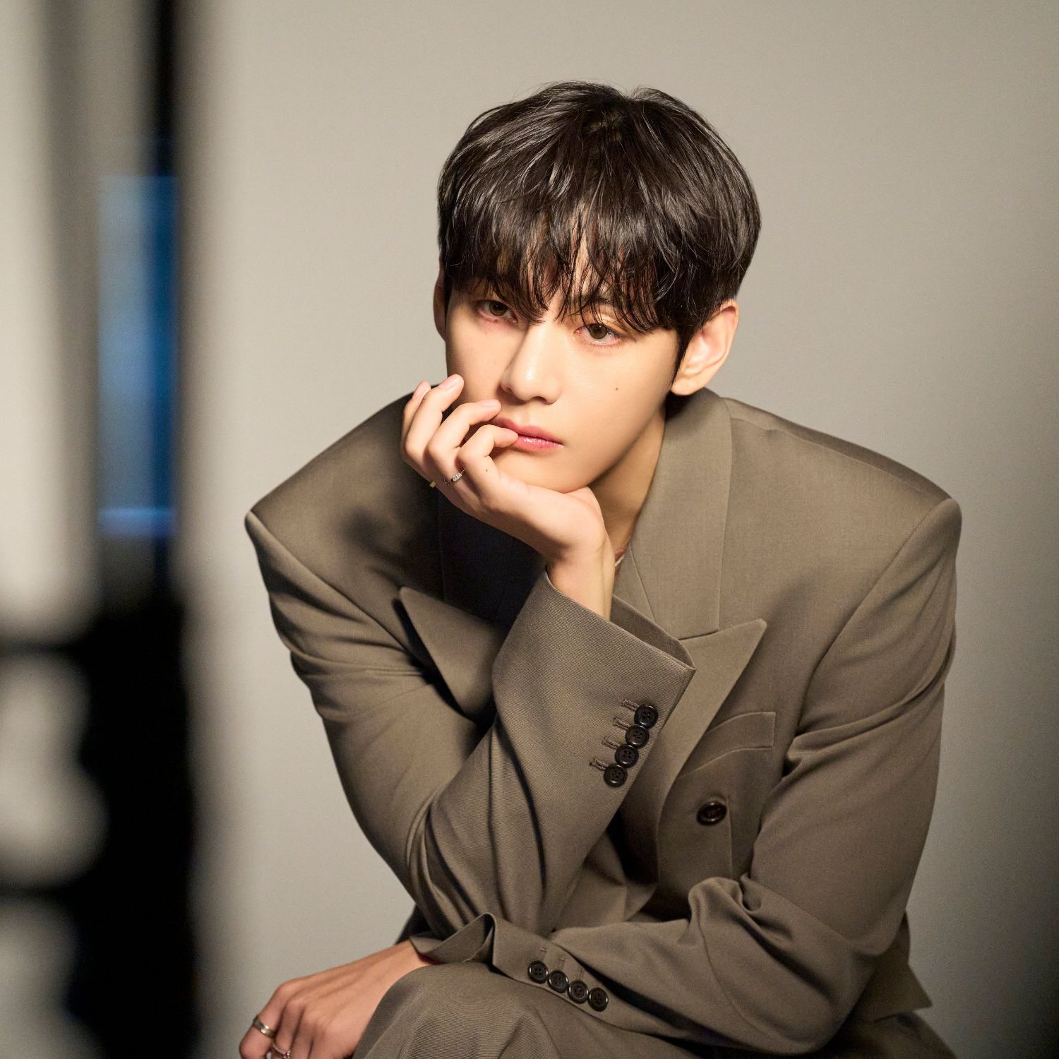 뷔 (방탄소년단) 최근 활동샷