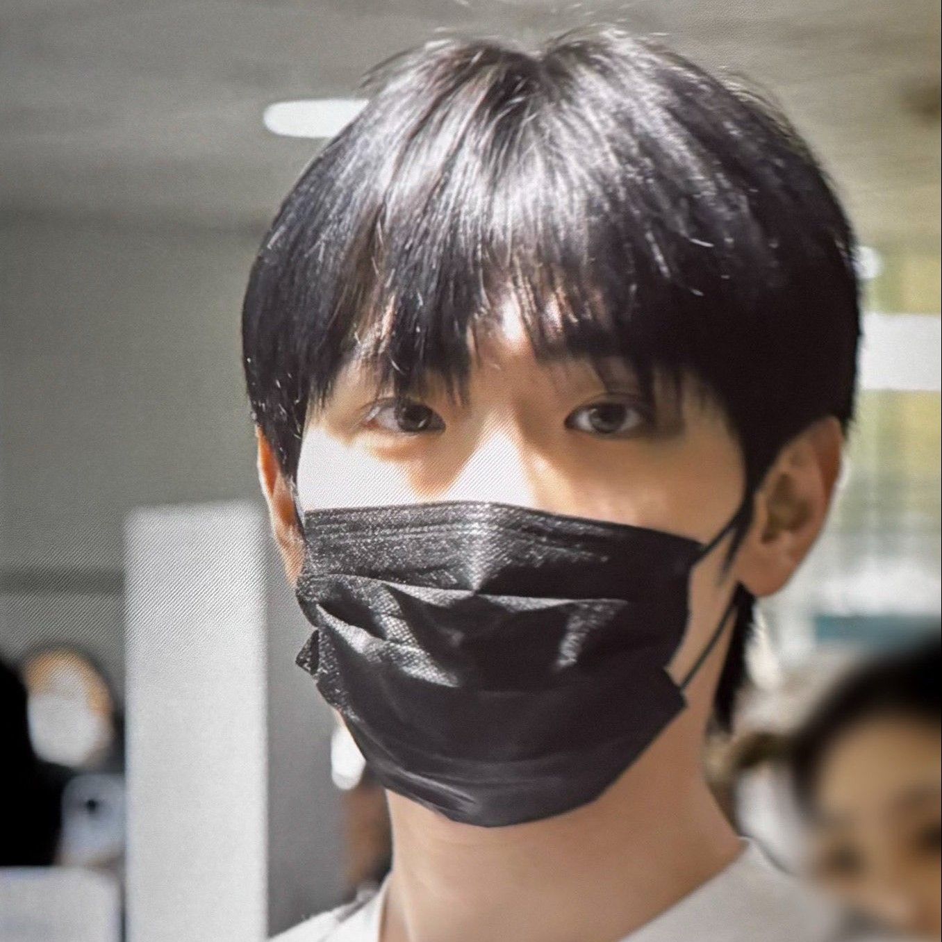 Recent activity shot of Kim Taerae (ZEROBASEONE)