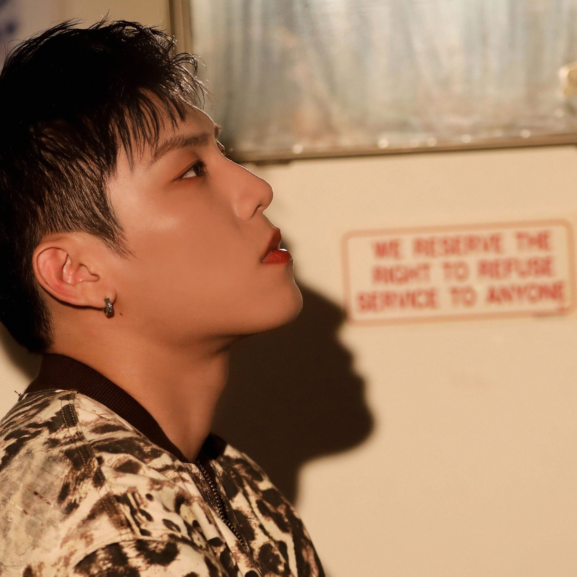 Behind-the-scenes cut of Park Woojin (AB6IX)