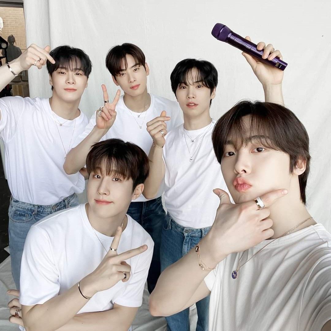 Momen yang diabadikan oleh penggemar ASTRO