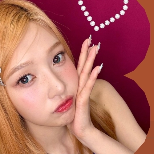 Recent activity shot of Joy (Red Velvet)