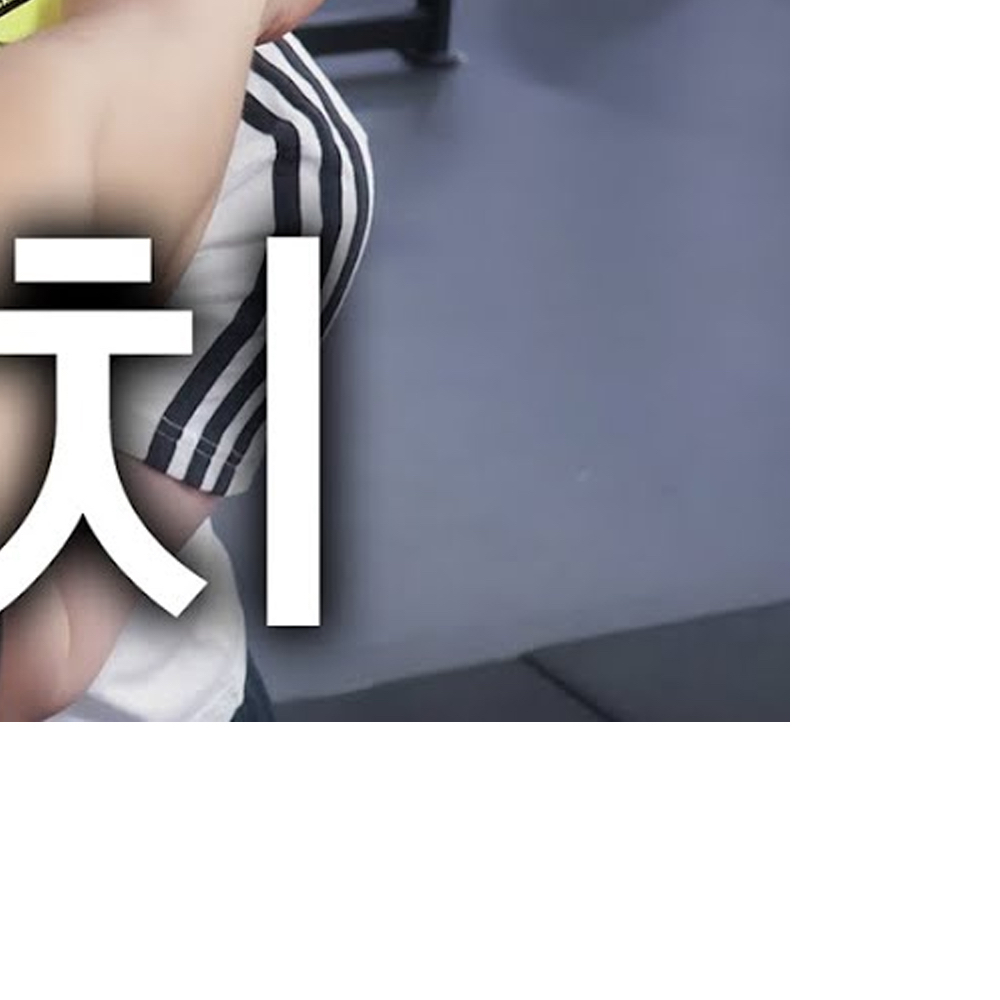 Recent activity shot of HyunJin (Loossemble)