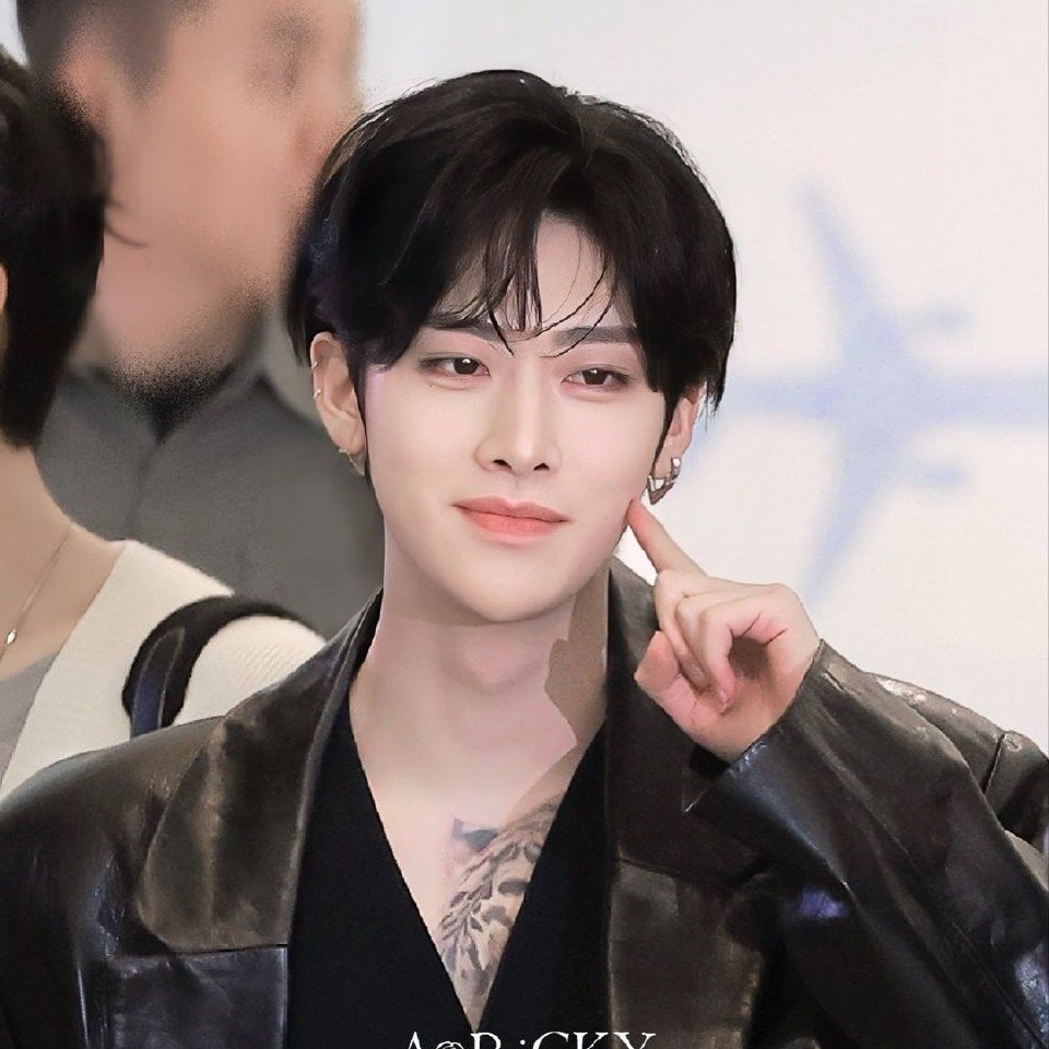 Behind-the-scenes cut of Ricky (ZEROBASEONE)