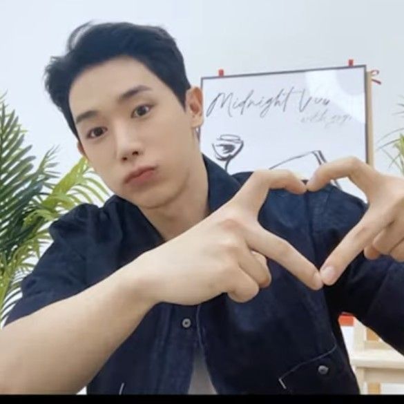 Potret di balik layar Wonho