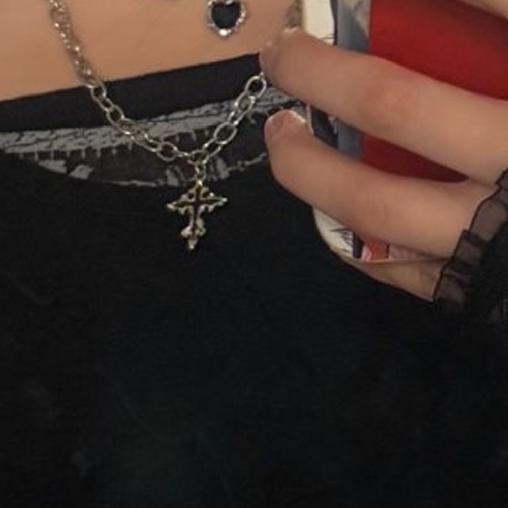 Foto aktivitas terbaru HyunJin (Loossemble)