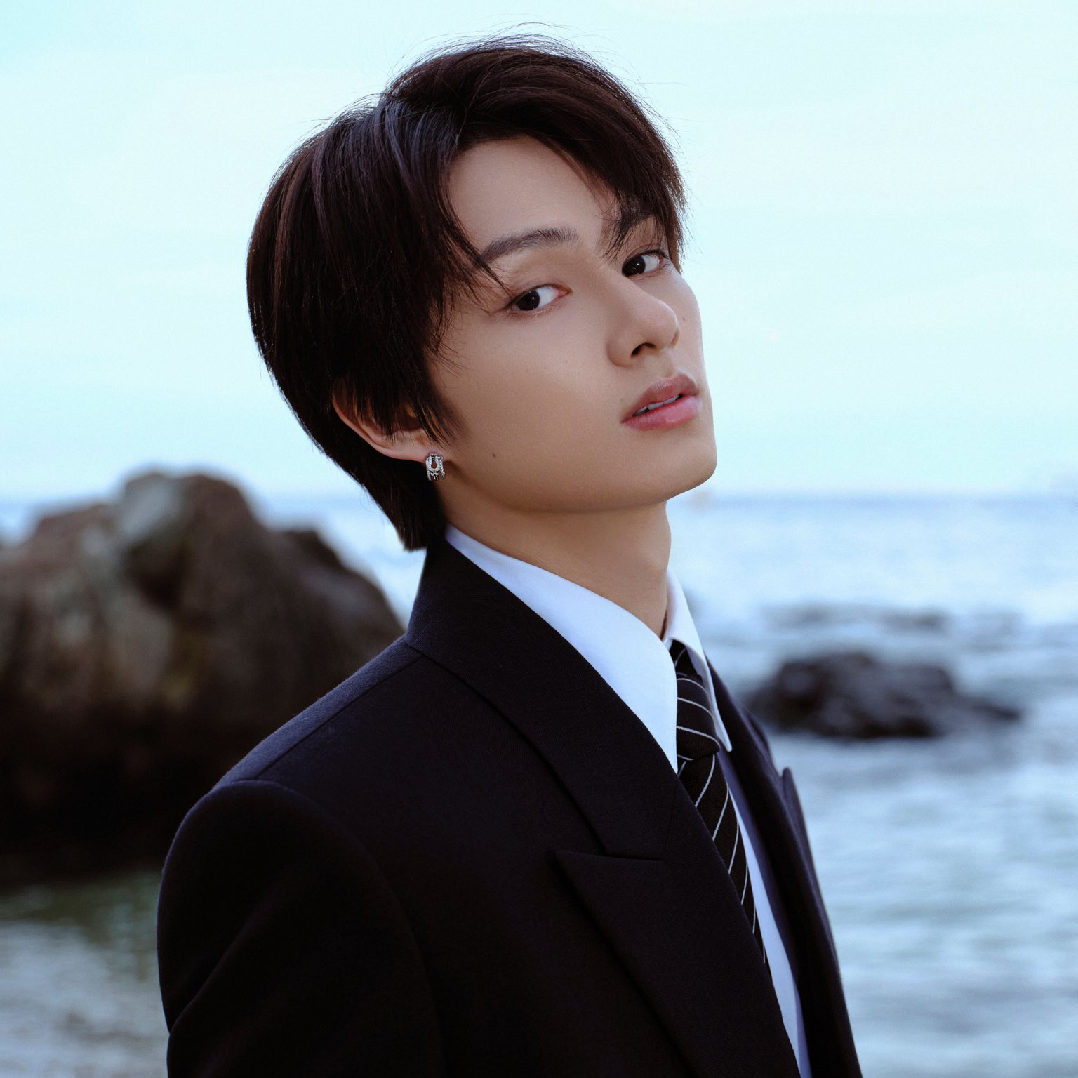 Latest photo of Jun (SEVENTEEN)