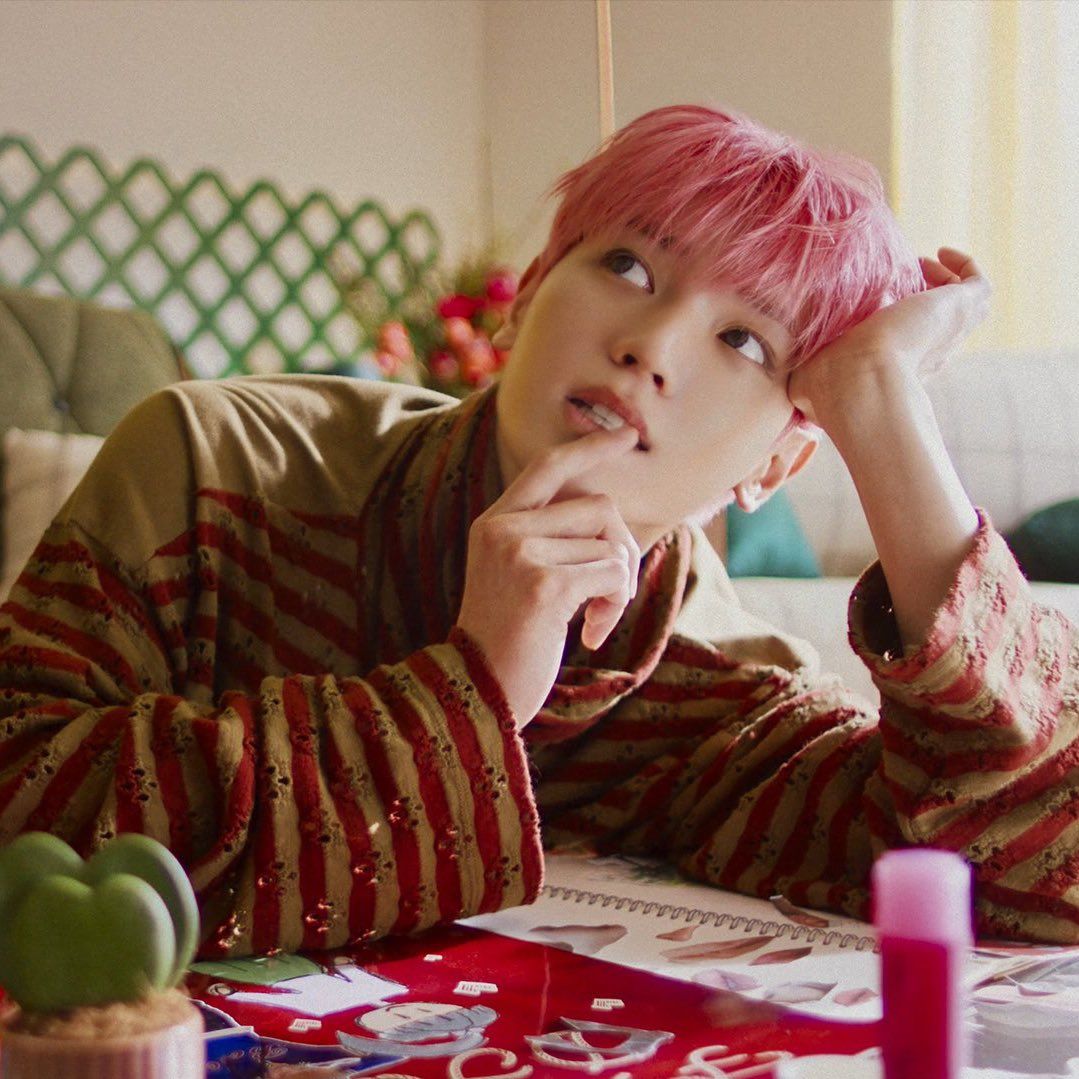 Behind-the-scenes cut of Taeyong (NCT 127)