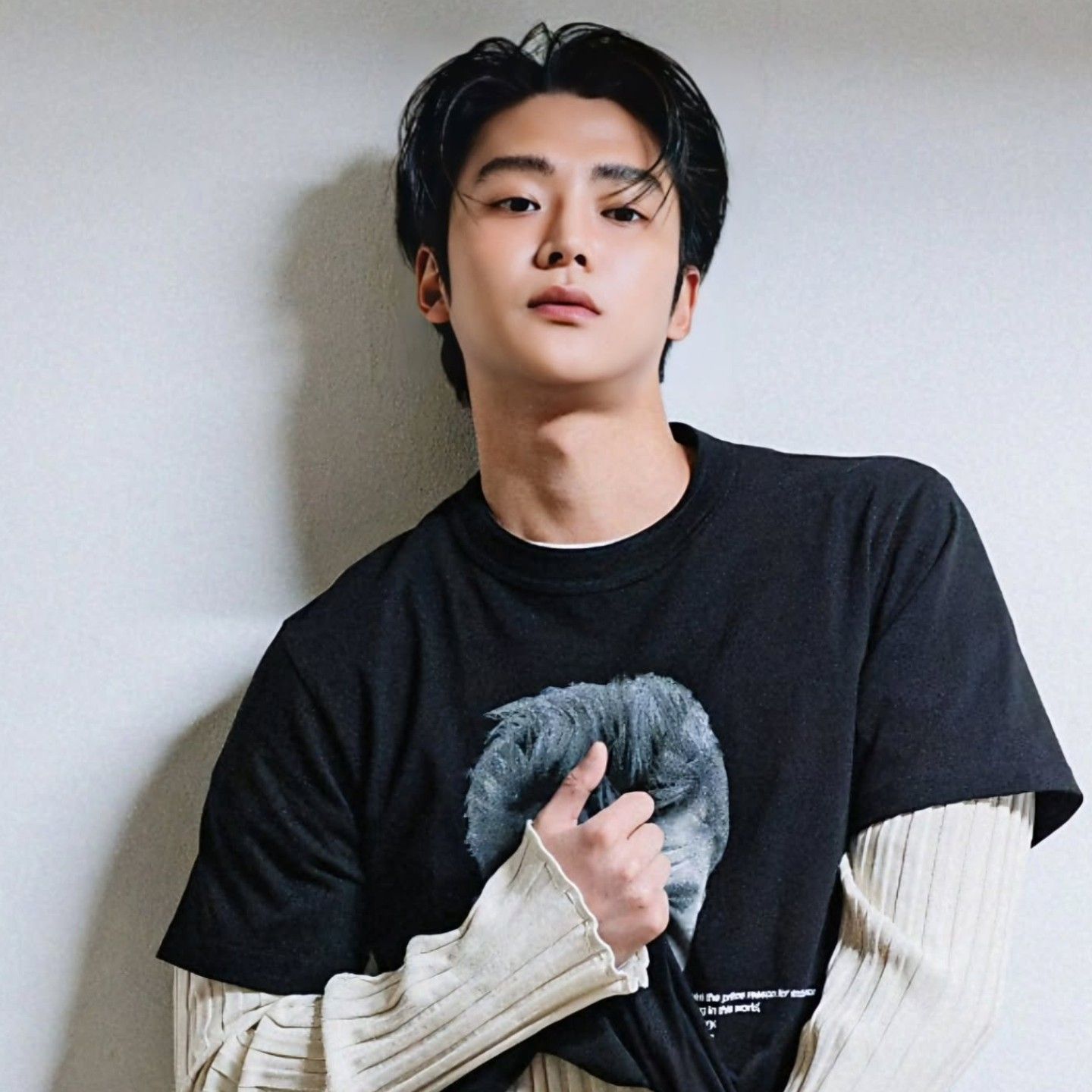 A moment captured by Rowoon's fan