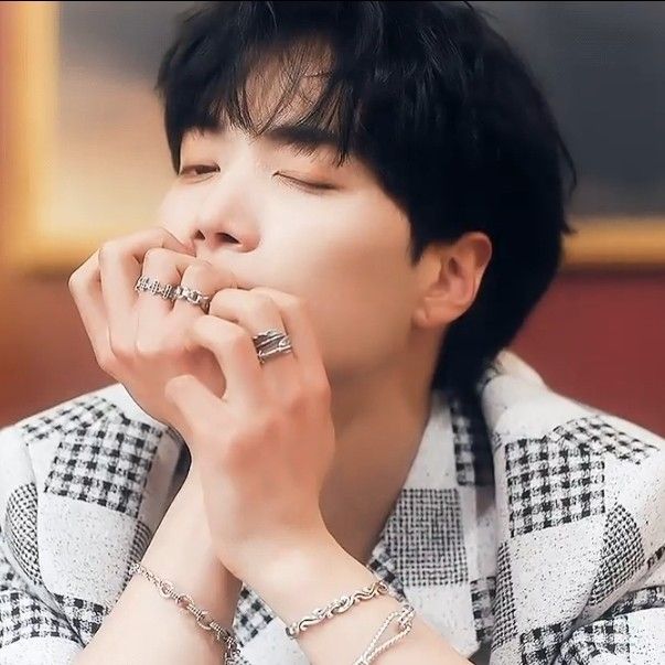 Recent activity shot of Kim Jonghyeon