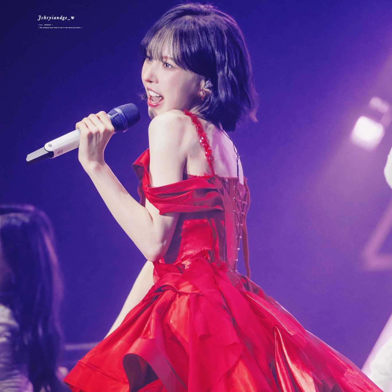 Behind-the-scenes cut of Wendy (Red Velvet)