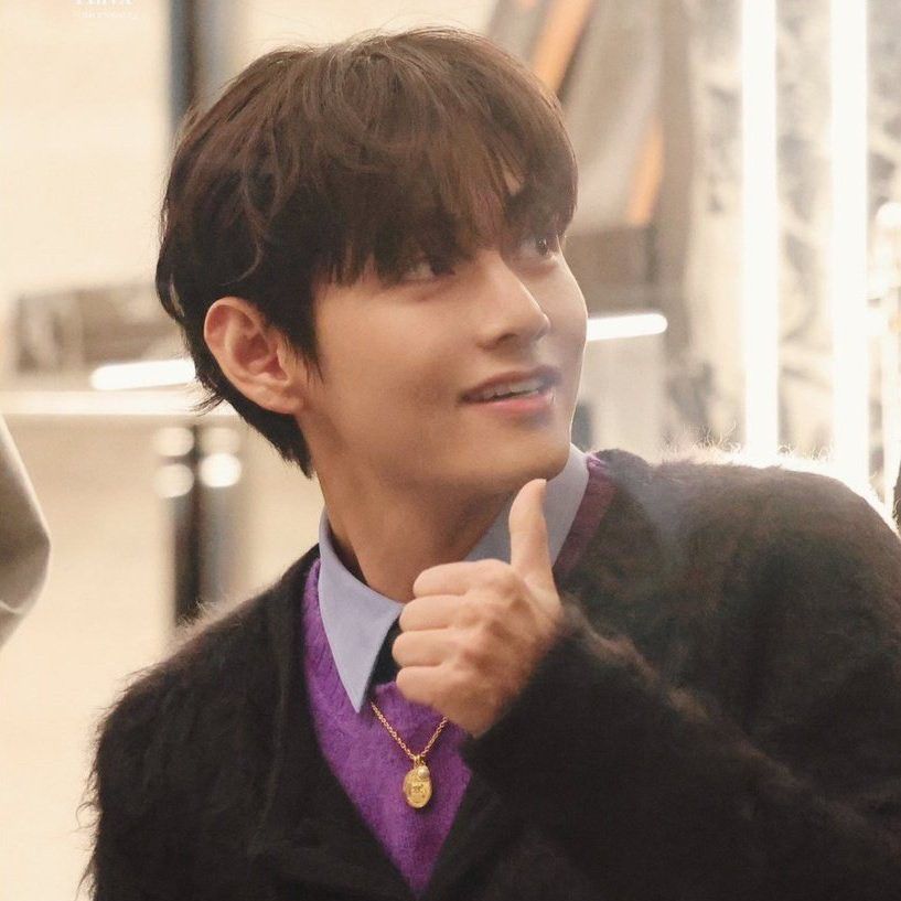 Recent activity shot of V (BTS)