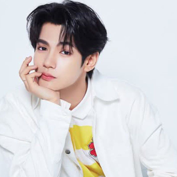 キム (HORI7ON)の舞台裏ショット