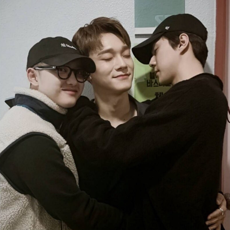 Chen (EXO)的最新照片