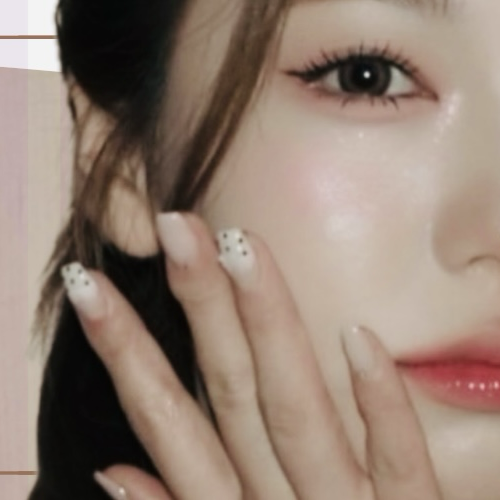 아야카 (NiziU) 최근 활동샷
