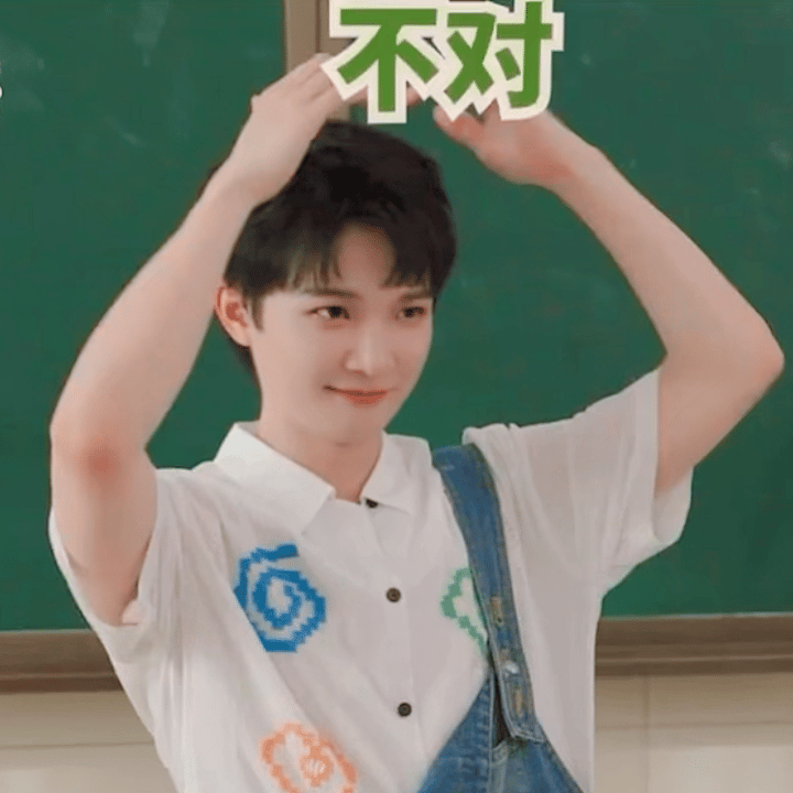 Behind-the-scenes cut of Charlie Zhou