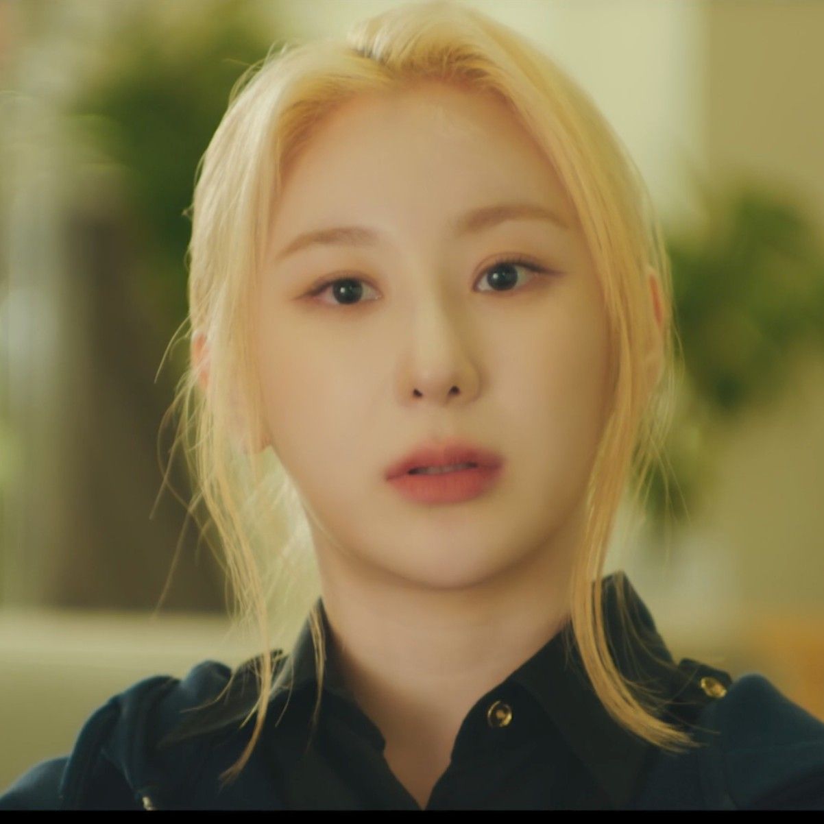 Latest photo of Lee Chaeyeon